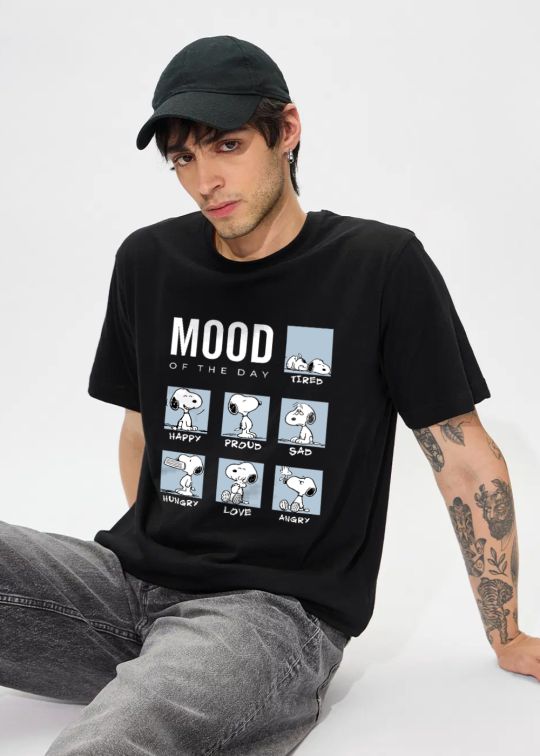 Snoopy Mood Of The Day Printed Black Half Sleeve T-Shirt For Men