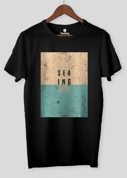 Seaing Black Half Sleeve T-shirt For Men