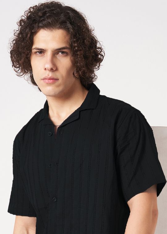 Men Black Crinkle Textured Short Sleeve Shirt
