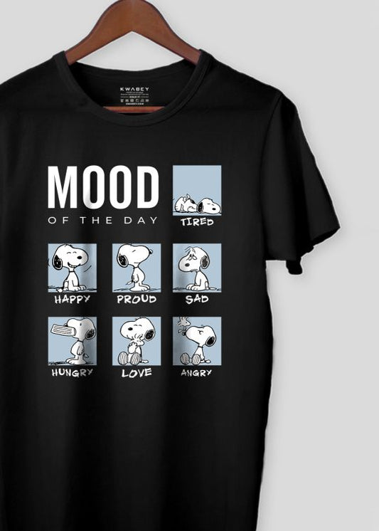 Snoopy Mood Of The Day Printed Black Half Sleeve T-Shirt For Men