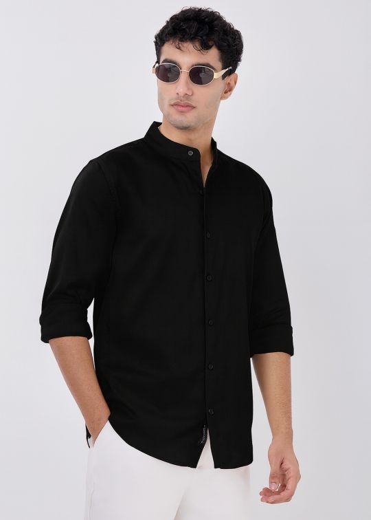 Men's Black Solid Mandarin Collar Casual Shirt